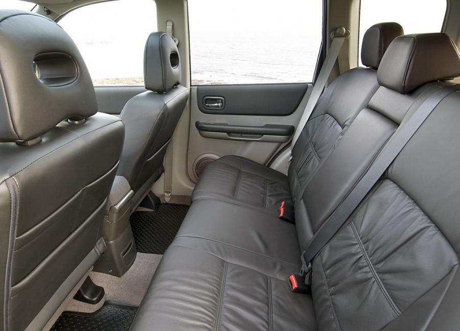  Nissan X-Trail 2004 года  (UK) (фото 6 из 17)